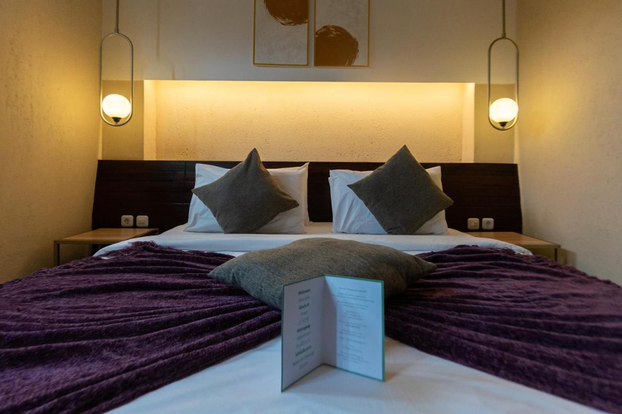 Tanaga Coliving Otel Seminyak Dış mekan fotoğraf