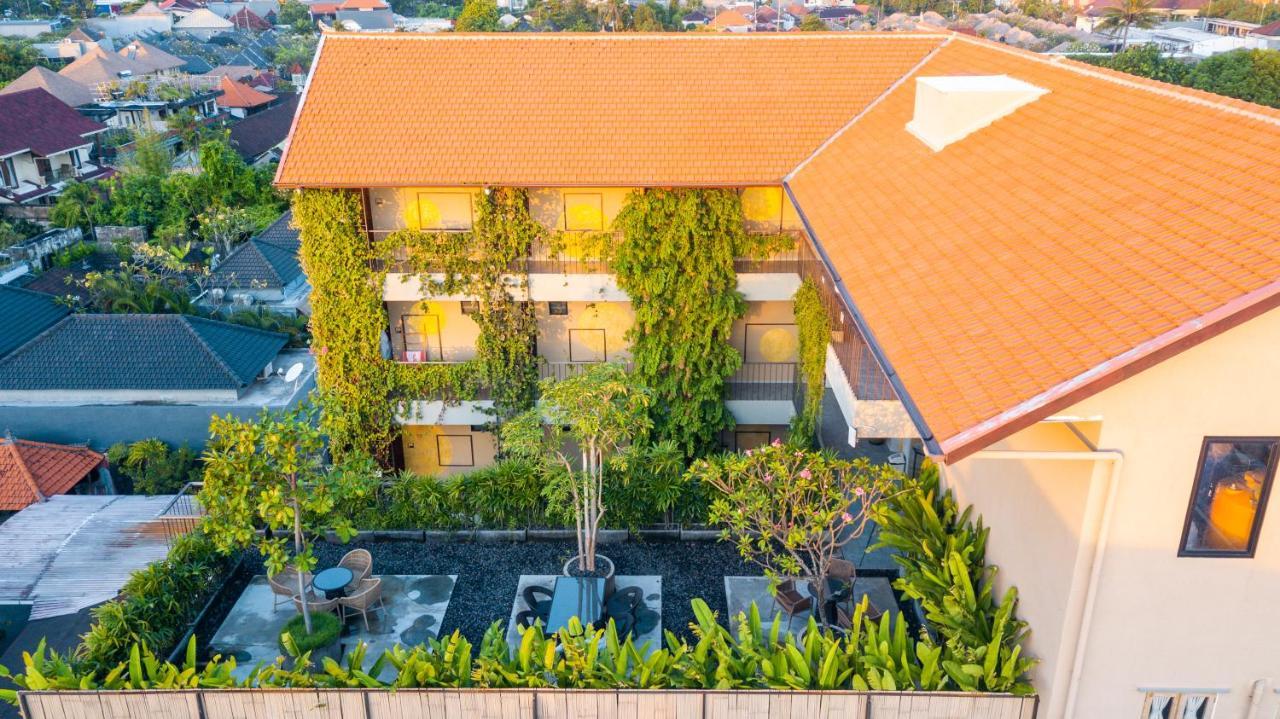 Tanaga Coliving Otel Seminyak Dış mekan fotoğraf