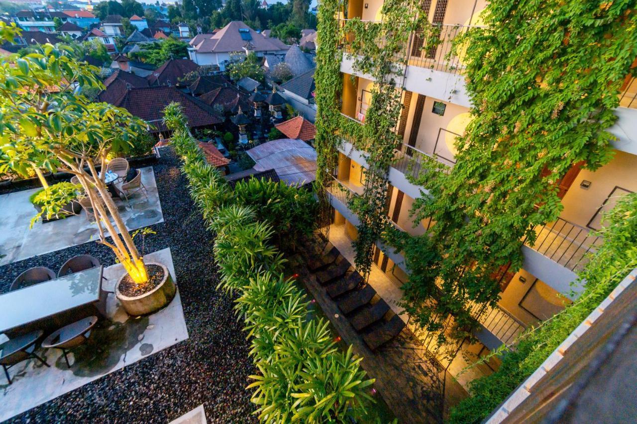 Tanaga Coliving Otel Seminyak Dış mekan fotoğraf