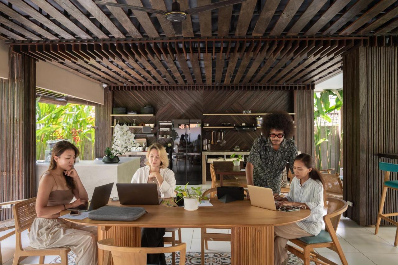 Tanaga Coliving Otel Seminyak Dış mekan fotoğraf